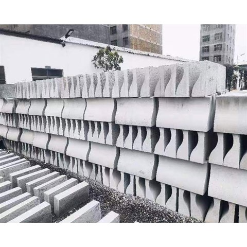 水泥制品的抗壓強度標準如何劃分？不同強度等級適用于哪些工程場景？